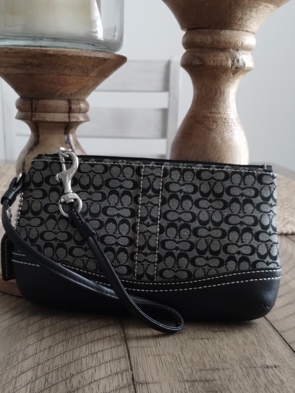 Designer-Style Black and Gray Wristlet Clutch Coach Factory